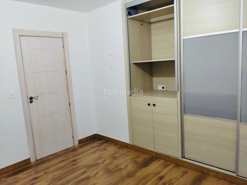 Foto 2e6d4ee6-414c-4e8b-84be-7b846f256fe5. Apartament amb aparcament a Vistabella Murcia