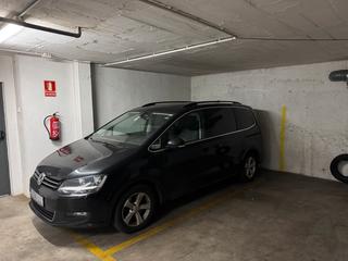 Aparcament cotxe  Carrer del rufo. Parking