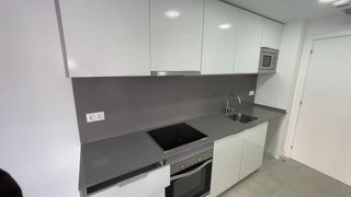 Lloguer Apartament  Carrer queralbs. Apartamento de 2 habitaciones reformado en zona tranquila