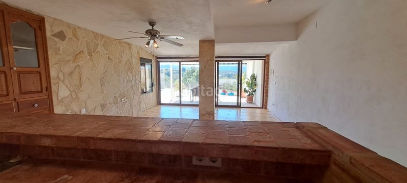 Foto b888b9be-5858-4413-af10-2c8aece9f2df. Miete reihenhaus mit kamin pool in Benissa pueblo Benissa