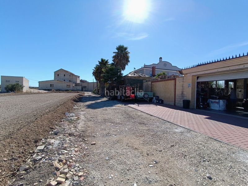 Foto 4b359148-eaf4-4c1d-b53d-b39030154b3d. Xalet amb xemeneia calefacció aparcament piscina a San Fulgencio