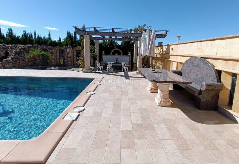 Foto b8177225-6edd-45df-b0bb-8ff769177869. Xalet amb xemeneia calefacció aparcament piscina a San Fulgencio
