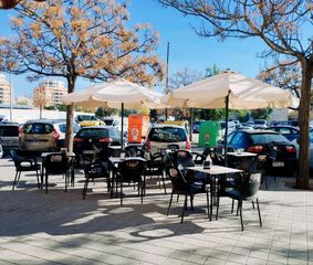 Gesch�ftsraum  Calle aparisi guijarro. Cafeteria-heladeria en venta en garbinet