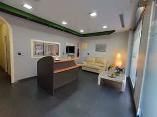 Gesch�ftsraum  Calle general espartero. Local en venta en general espartero