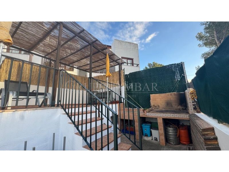 Foto 0dabf141-4c12-4b2e-903e-0f7d46f97b76. Planta baixa amb aparcament a Santa Eulària des riu Santa Eulària