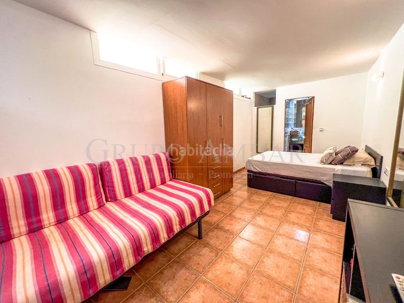 Foto f69389eb-2b3d-4faa-8b7e-45738d24b645. Planta baixa amb aparcament a Santa Eulària des riu Santa Eulària