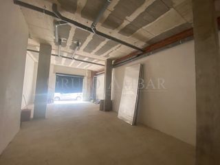 Geschäftsraum in Santa Eulària des Riu. En venta local comercial de obra nueva