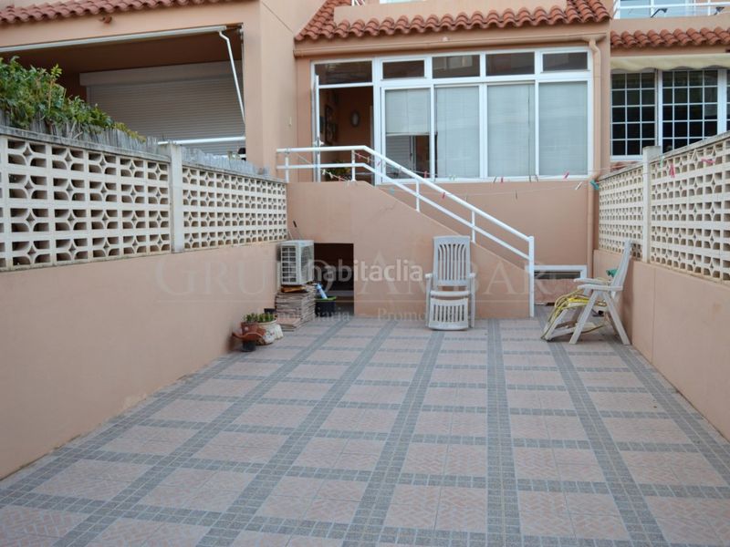 Foto 3164d8bc-898c-4469-ba6b-2b74e4a3978a. Casa adossada amb aparcament a S´Eixample-Can Misses Ibiza