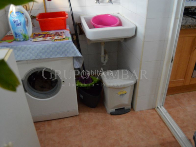 Foto d0865978-f594-4b52-8731-f4c128938639. Casa adossada amb aparcament a S´Eixample-Can Misses Ibiza