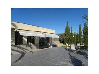 Casa en Sant Antoni de Portmany. Parcela en venta en san antonio con 3 casas.