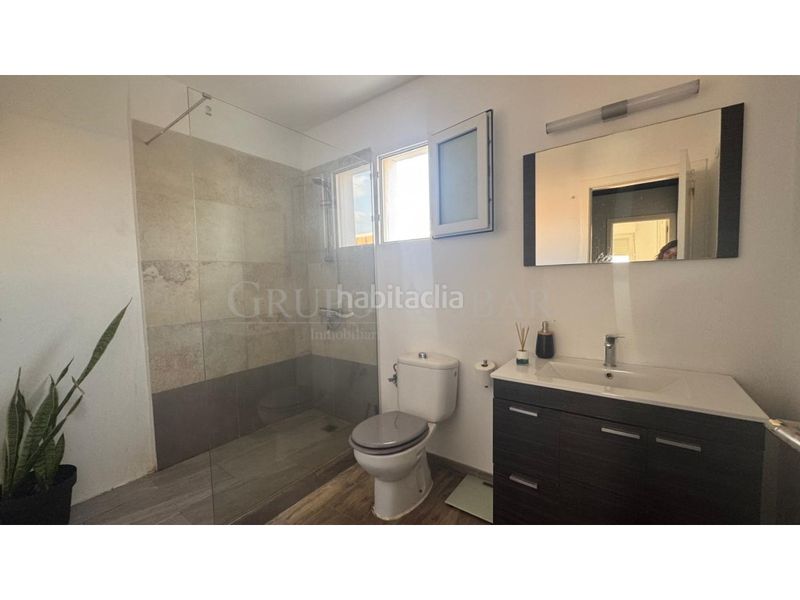 Foto eb24b052-67f8-4742-8992-8adbbc40dd7d. Affitto duplex con parcheggio in Ses Figueretes - Platja d'en Bossa - Cas Serres Ibiza
