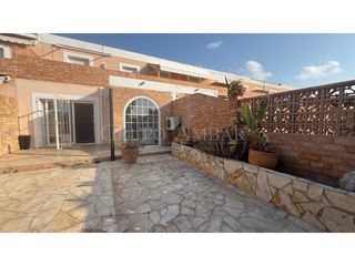 Rent Duplex  Calle pare antoni guasch. Alquiler anual en ibiza.