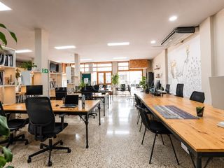 Business premise  Calle sant josep. Traspaso de negocio consolidado y totalmente equipado en santa e