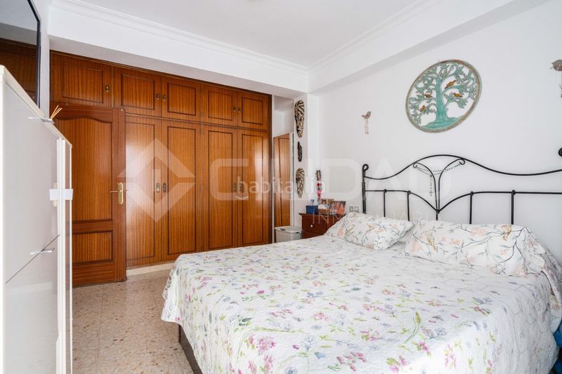 Foto d7af7bd2-f43b-454c-9aad-5f035728229f. Pis a Juan XXIII - Rochelambert Sevilla
