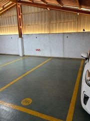 Aparcament cotxe a La Oliva