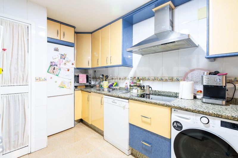 Foto d42245dc-f0ad-4e8a-90f6-268cb0433450. Casa a Sta. Aurelia - Cantábrico - Atlàntico - La Romería Sevilla