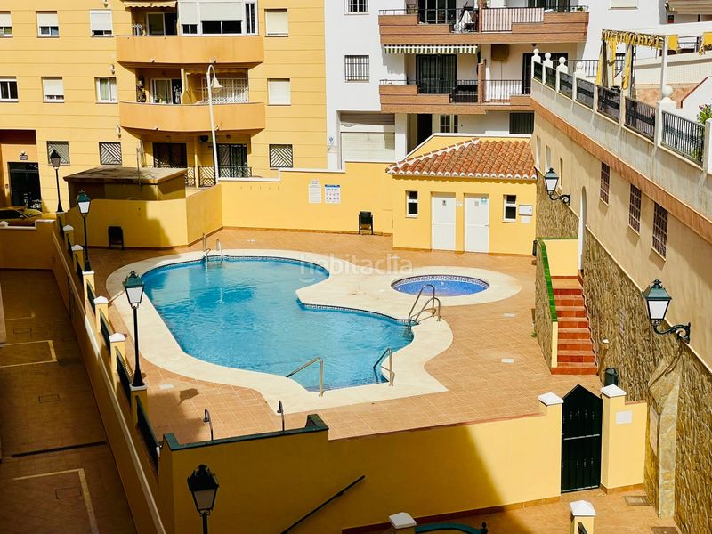 Foto aecc5d86-75c4-485e-8ec5-e7110a2228ee. Pis amb piscina a Urbanización Santa Rosa Torrox