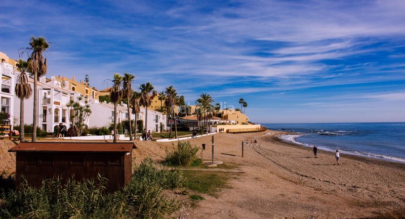 Foto 714e3450-e3b2-44a9-8494-3baa1b85e282. Apartament amb piscina a Calahonda Mijas