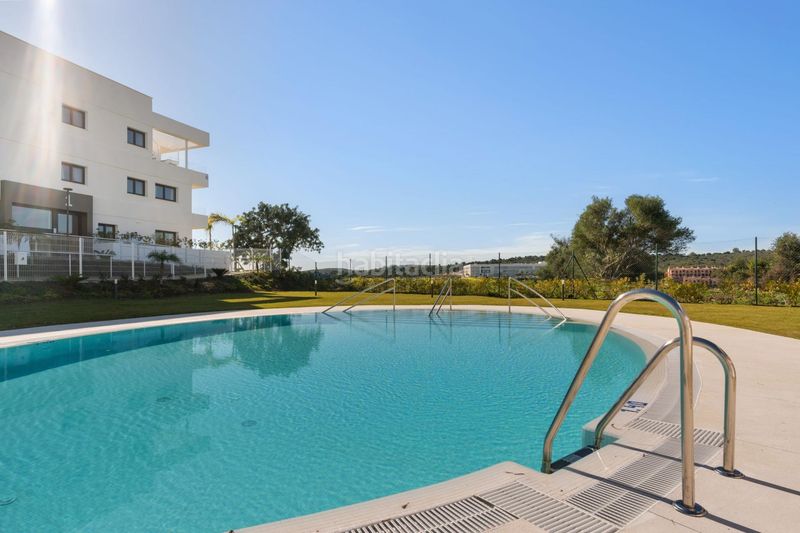 Foto b2846911-cc89-48ea-b1bc-3e538d8d7474. Apartament amb calefacció aparcament piscina a Guadalobón Estepona