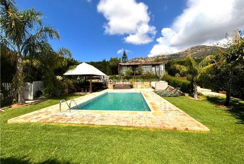 Foto a7fbeb8b-5e12-4759-8bf1-5495ae100d1c. Xalet amb calefacció aparcament piscina a Tarifa ciudad Tarifa