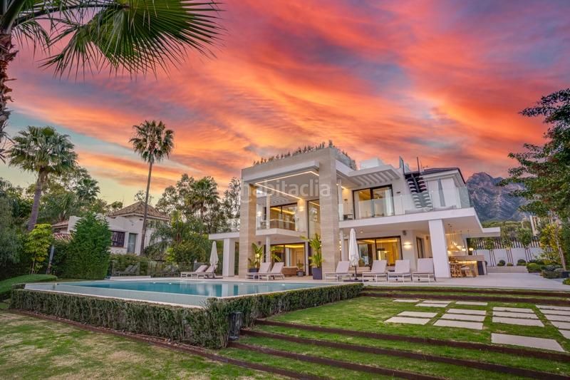 Foto 6f535c45-30bd-4962-9aed-bec5e181806a. Xalet amb calefacció aparcament piscina a lomas de Marbella club Marbella