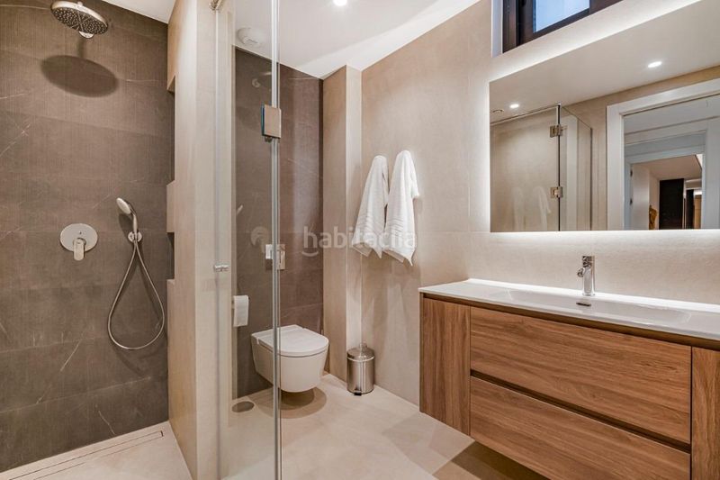Foto 90a9d300-e871-44cb-bae8-607c23ba0160. Xalet amb calefacció aparcament piscina a lomas de Marbella club Marbella