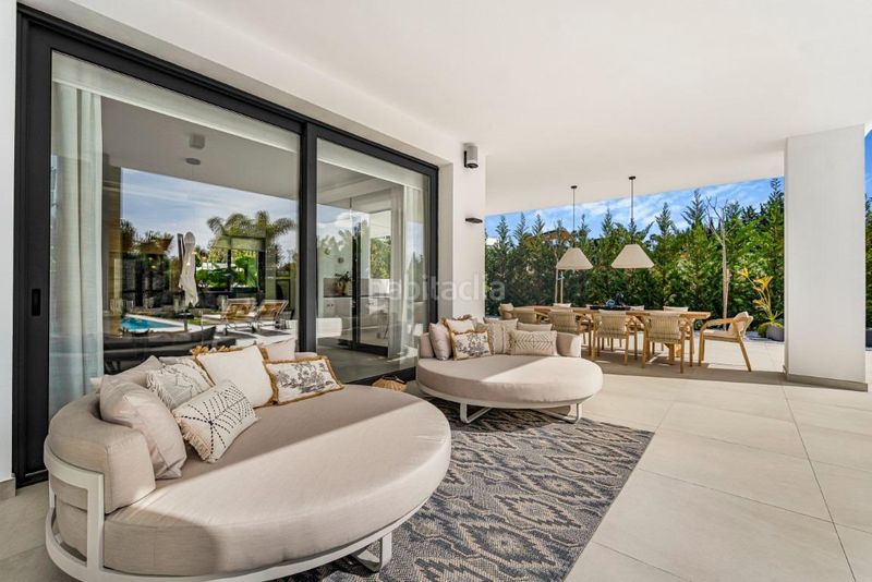 Foto aeed4d74-375e-4752-8d7a-d5dc4c77f4b5. Xalet amb calefacció aparcament piscina a lomas de Marbella club Marbella