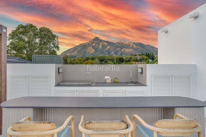 Foto b696baaa-229e-44b9-933b-e1ea45b6e697. Xalet amb calefacció aparcament piscina a lomas de Marbella club Marbella