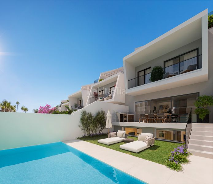 Foto 4277a9e5-7b1b-45b2-80df-0762588ac823. Casa a schiera 214m<sup>2</sup> con riscaldamento parcheggio piscina in Estepona