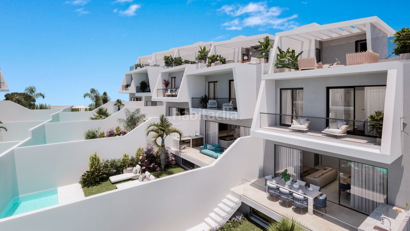 Foto 653b1e6f-2b05-457e-9b58-fdc3eedca4ca. Casa a schiera 214m<sup>2</sup> con riscaldamento parcheggio piscina in Estepona