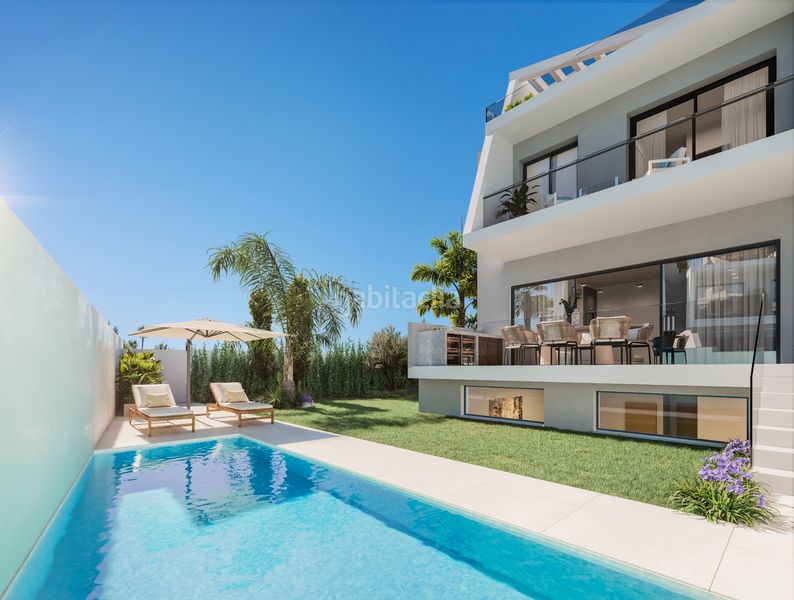 Foto 8fa1982f-245c-4782-86eb-3058cb217ace. Casa a schiera 214m<sup>2</sup> con riscaldamento parcheggio piscina in Estepona