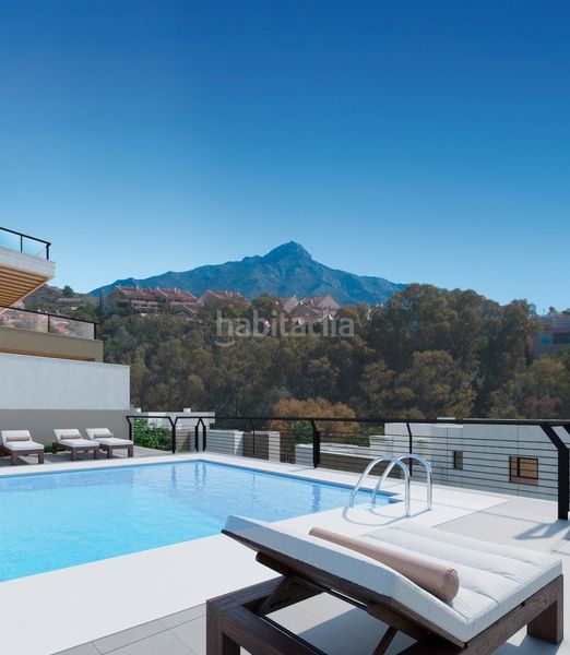 Foto 44575fae-d457-4aa0-95aa-d9f86cfb16d5. Àtic amb calefacció aparcament piscina a Los Naranjos Marbella