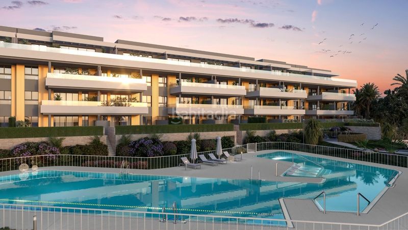 Foto e33c86fe-1607-4ae4-9650-e8a92a0791a5. Planta baixa amb calefacció aparcament piscina a Torremolinos
