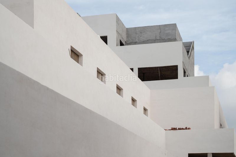 Foto d883ef21-99fb-47b7-86aa-e117c2e8d4fd. Àtic amb aparcament piscina a Tarifa ciudad Tarifa