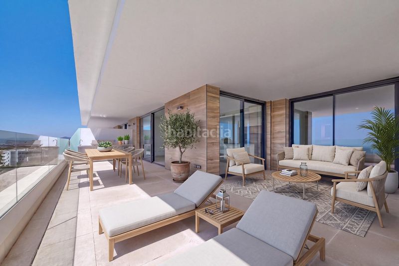 Foto 565c4b0c-9ad5-4928-ab84-0317931e0ff6. Apartament amb aparcament piscina a El Higuerón Fuengirola