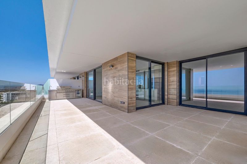 Foto 5a3b272b-d759-42b9-9907-595396ea8583. Apartament amb aparcament piscina a El Higuerón Fuengirola