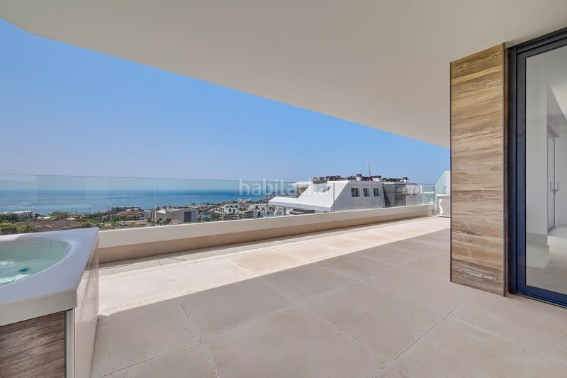 Foto c5708f34-d638-4d43-80ec-c855e67dd0d2. Apartament amb aparcament piscina a El Higuerón Fuengirola