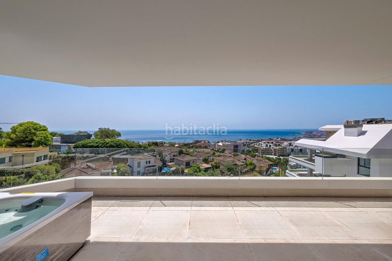 Foto ce9e7f2c-241f-46bb-9edf-457d4088b7dc. Apartament amb aparcament piscina a El Higuerón Fuengirola