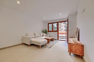 Apartament a Avenida Avenida Arias Maldonado