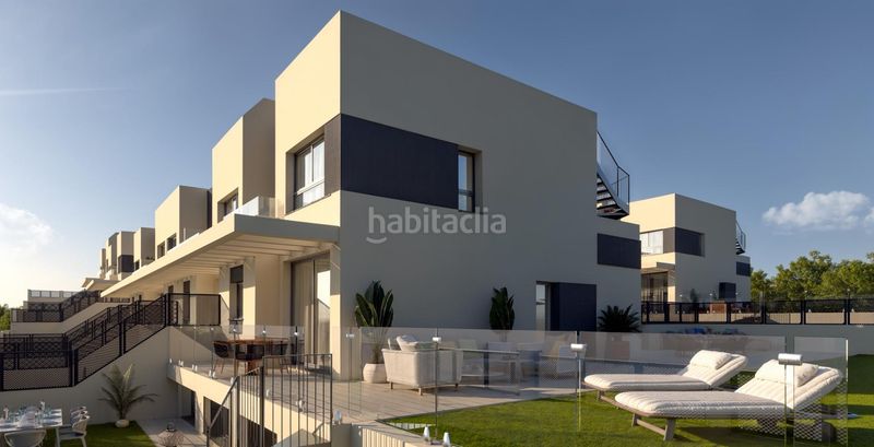 Foto 08c1adb0-b26d-410d-ba39-d162b4171a98. Casa adossada amb aparcament piscina a Capistrano Nerja
