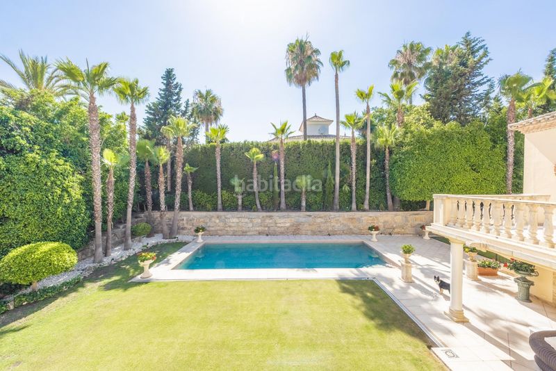 Foto 9927b631-e726-4829-8640-b66748025f34. Xalet amb calefacció aparcament piscina a Las Brisas Marbella