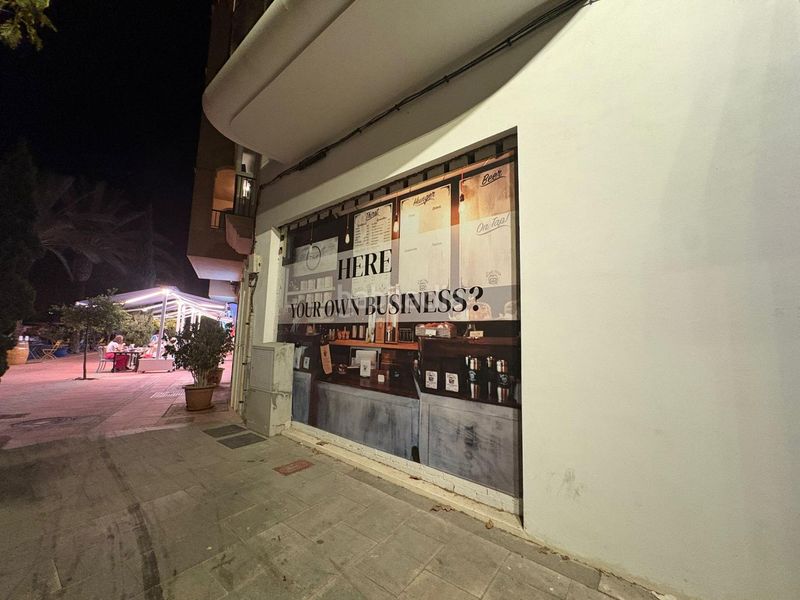 Foto 3f9c5d18-02ee-47a5-9177-fe2f363da4ea. Local comercial a Centro Estepona
