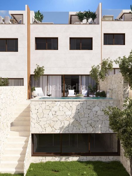 Foto 5c77a842-f095-4327-8cab-c1044a9a6187. Casa adossada amb calefacció aparcament piscina a Fuengirola