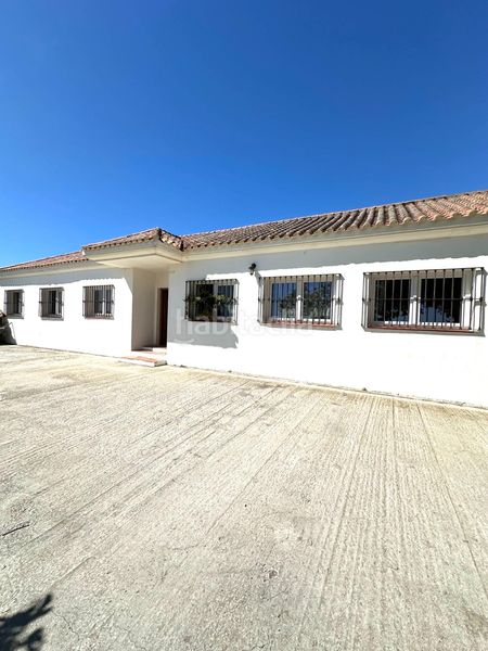 Foto 2240c431-eabc-4468-a1a1-6a85a6d5e703. Casa a El Cuartón - El Bujeo Tarifa