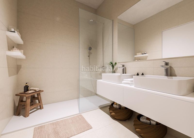 Foto fb2cf402-7430-45b0-8b5a-d7dfd2312bc8. Planta baixa amb calefacció aparcament piscina a Estepona