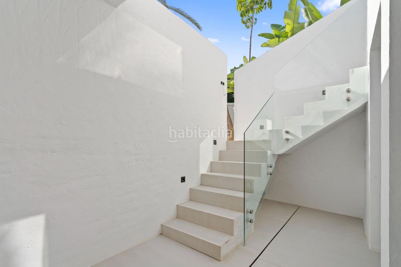 Foto ae53e82f-9f7a-4e41-aaae-bbefd1e76c43. Dúplex amb calefacció aparcament piscina a Paraiso - Barronal Estepona