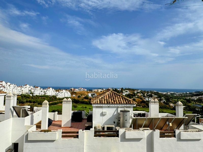 Foto 65a6424a-7097-4d5f-b93a-e0b14286c630. Àtic amb aparcament piscina a Valle Romano Golf Estepona