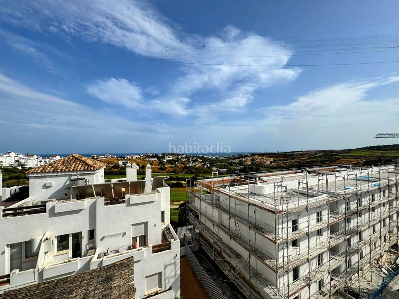 Foto edc07fe0-e3b7-4327-9728-ce70ad7a9d4a. Àtic amb aparcament piscina a Valle Romano Golf Estepona