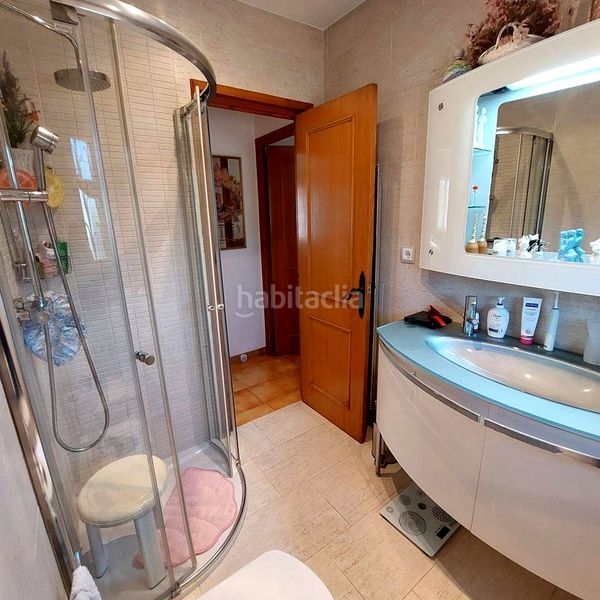 Foto 449a5b66-2044-4a31-bb46-dbec329ba0b6. Casa amb calefacció aparcament a Centre Vendrell (El)