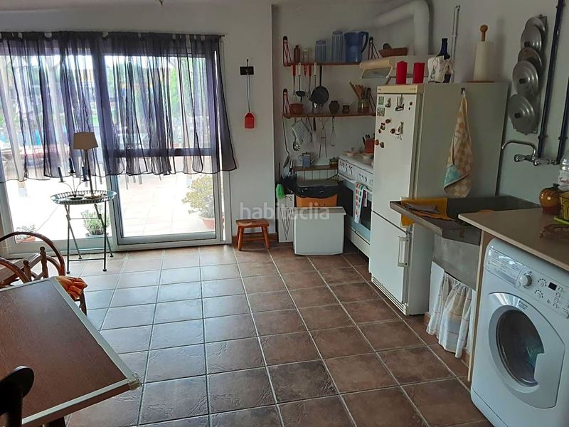 Foto 15722630-48d5-4dc6-bdf7-84ad6cd9bf0a. Casa a ample 13 a Castellví de la Marca